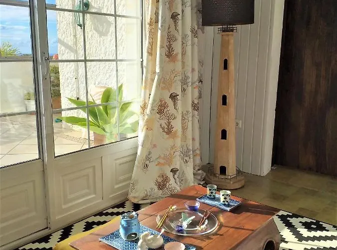 Zenrepublic, Your Private With Outdoor Jacuzzi & Pool With Stunning Ocean Views Villa *